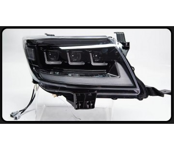 Комплект тунинг фарове за Toyota Hilux (2011-2014)